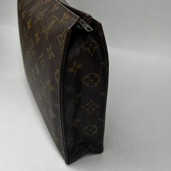 Louis Vuitton Vintage Large Zip
Top Clutch Bag Pouch 9.75” x 7.5” x 2” - Picture 3 of 15